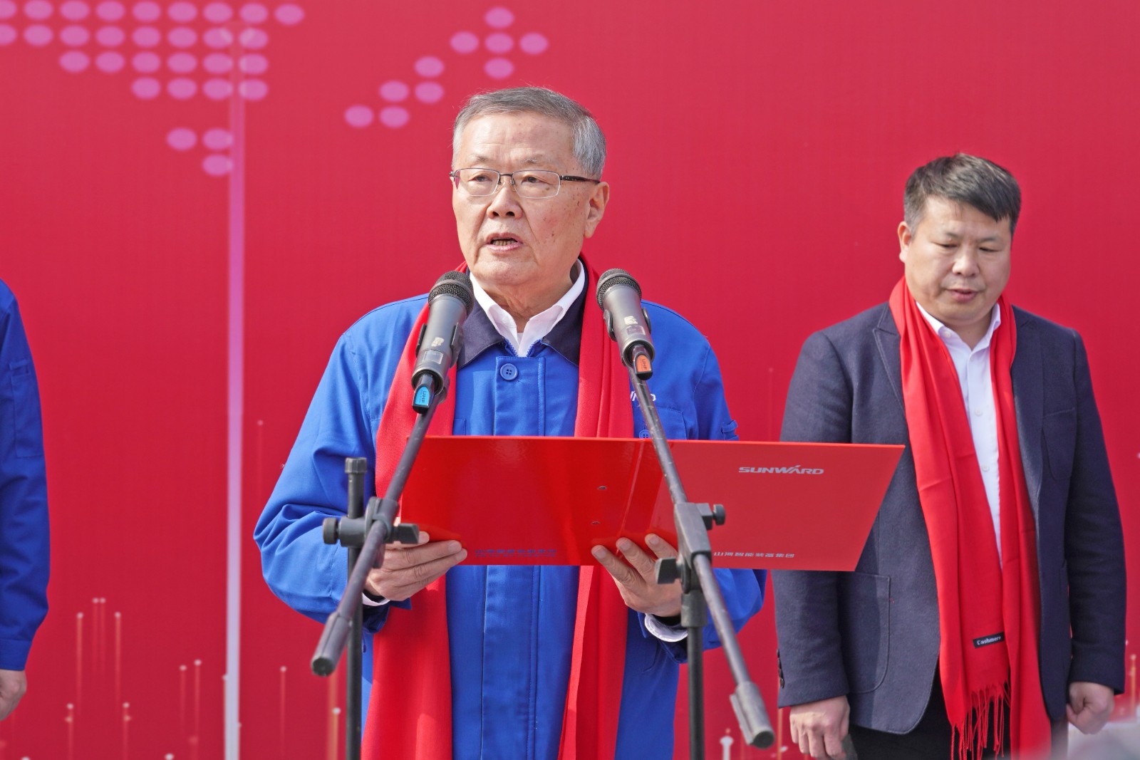 壹定发智能价值6亿元装备全球发货仪式火热举行