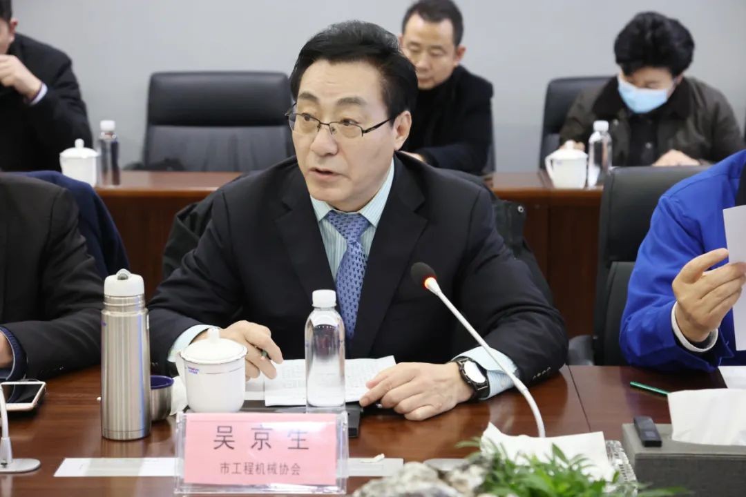 长沙工程机械协会会长、副会长、监事长聚会在壹定发智能召开