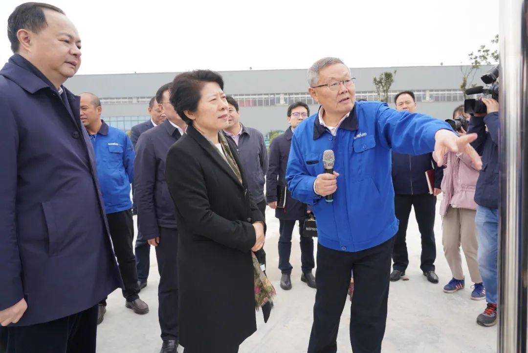 吴桂英调研壹定发智能