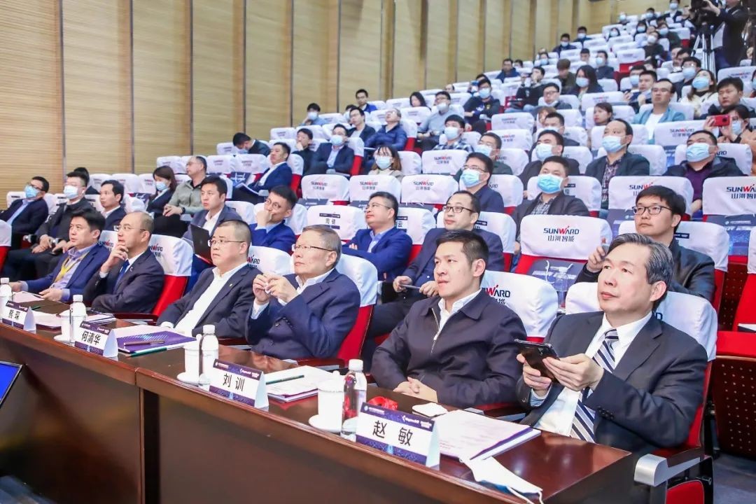 信息手艺与制造业怎样深度融合生长？？？行业大咖云集壹定发现场论道