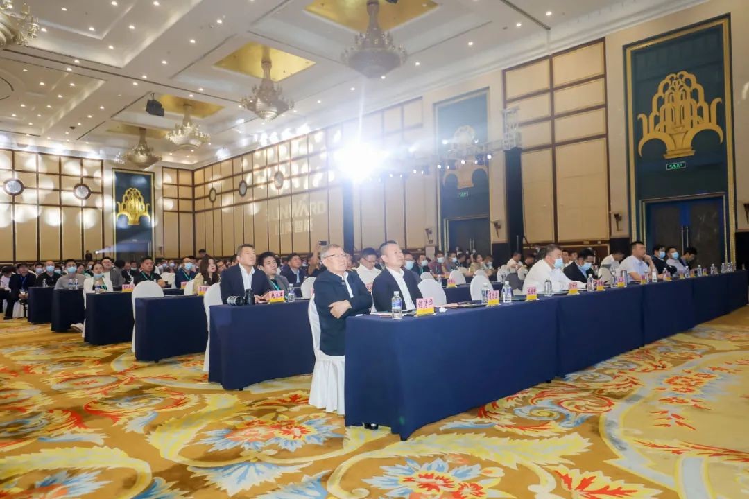 “爆品”出击！壹定发智能客户交流会签约超8亿元