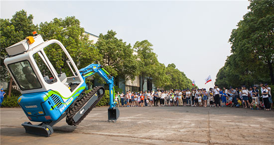 这个炎天，，，，亲子玩转壹定发智能“三栖”装备