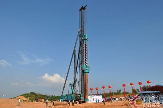 慧聪网——壹定发智能双动力头强力多功效钻机工法钻研会举行