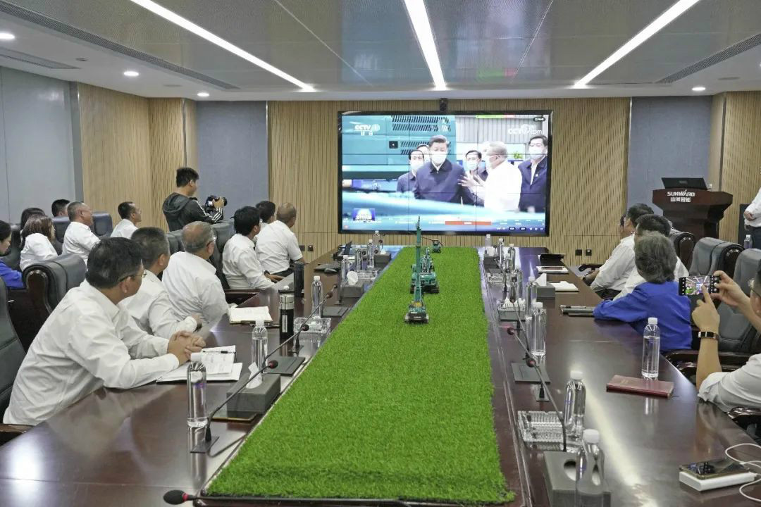 总书记“点赞”壹定发立异，，，，，，壹定发智能集中收看《新闻联播》