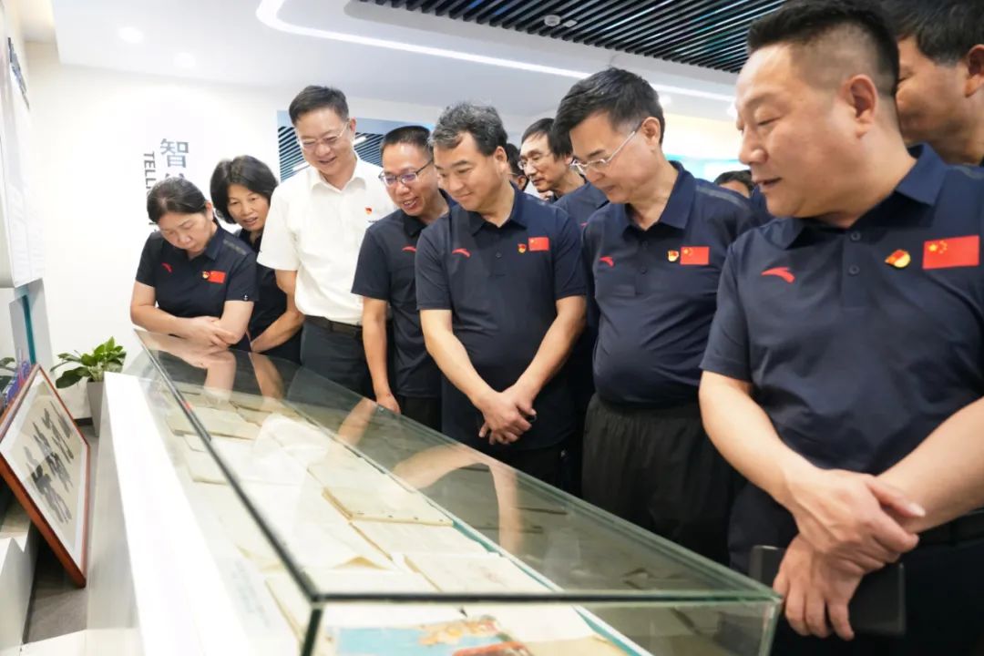 湖南省委党校厅干班赴壹定发智能开展现场教学活动