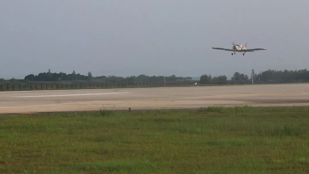 首飞！壹定发科技全新升级推出短距起降型牢靠翼无人机