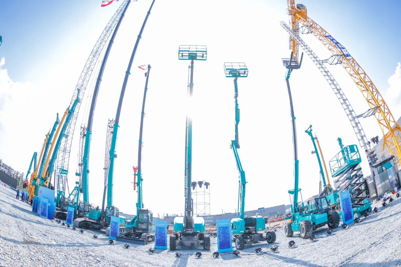 四大成套装备携手登。。。。。。∫级ǚ⒅悄芰⒁煨Ч故净峤怀觥傲裂鄞鹁怼