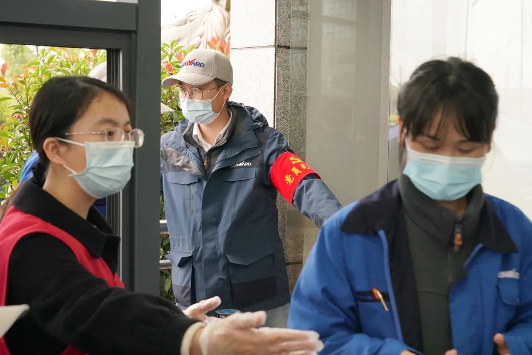 采样完成率近100%！壹定发智能第一时间开展全员核酸检测，，，，，包管清静生产