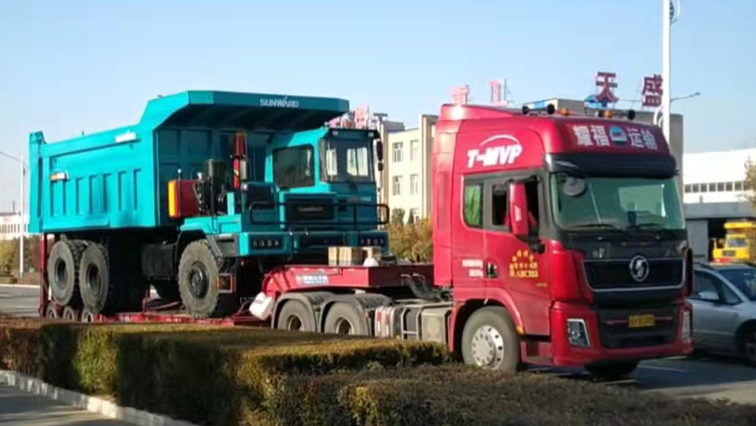 高设置、智能化……壹定发智能高端定制AT版105吨级宽体矿卡乐成下线