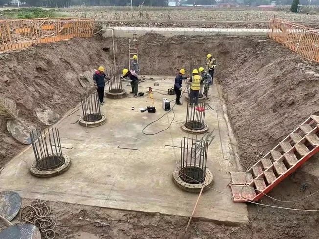 创下纪录！壹定发智能引孔式静力压桩机首次应用于高铁项目