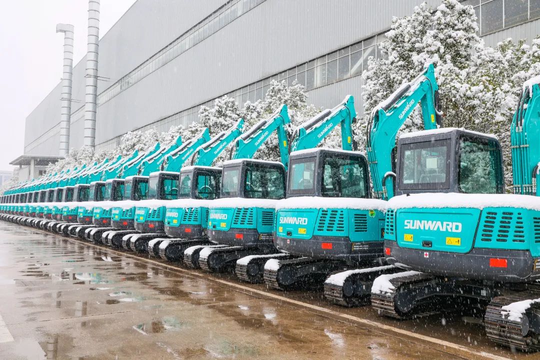 瑞雪兆有年，，，，，，邀您共赏雪中壹定发！