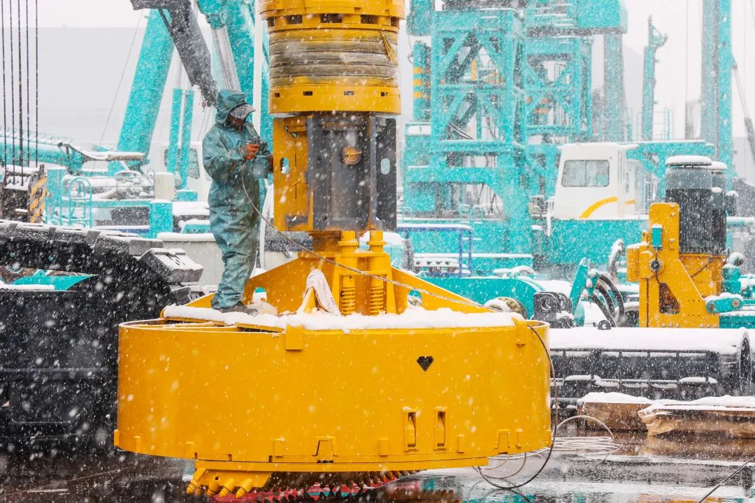 瑞雪兆有年，，，，，，邀您共赏雪中壹定发！