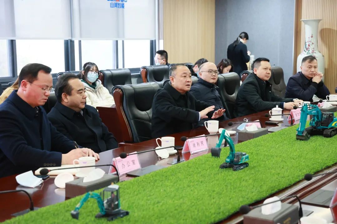 张庆红调研壹定发智能