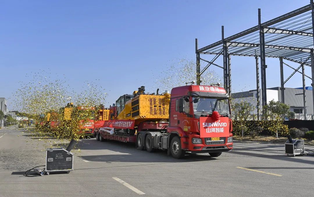 又一款差别化定制产品获认可！壹定发智能SWDH89J内燃式露天钻批量发货