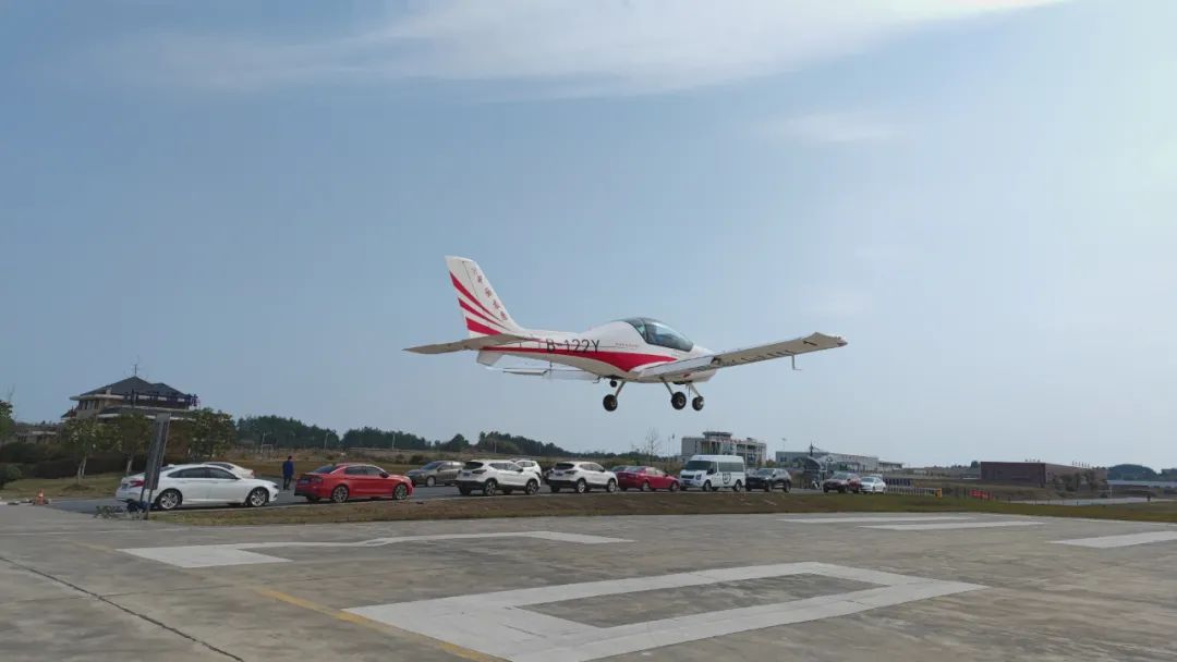 火情就是下令！湖南航空应抢救援队壹定发机组展现“壹定发速率”