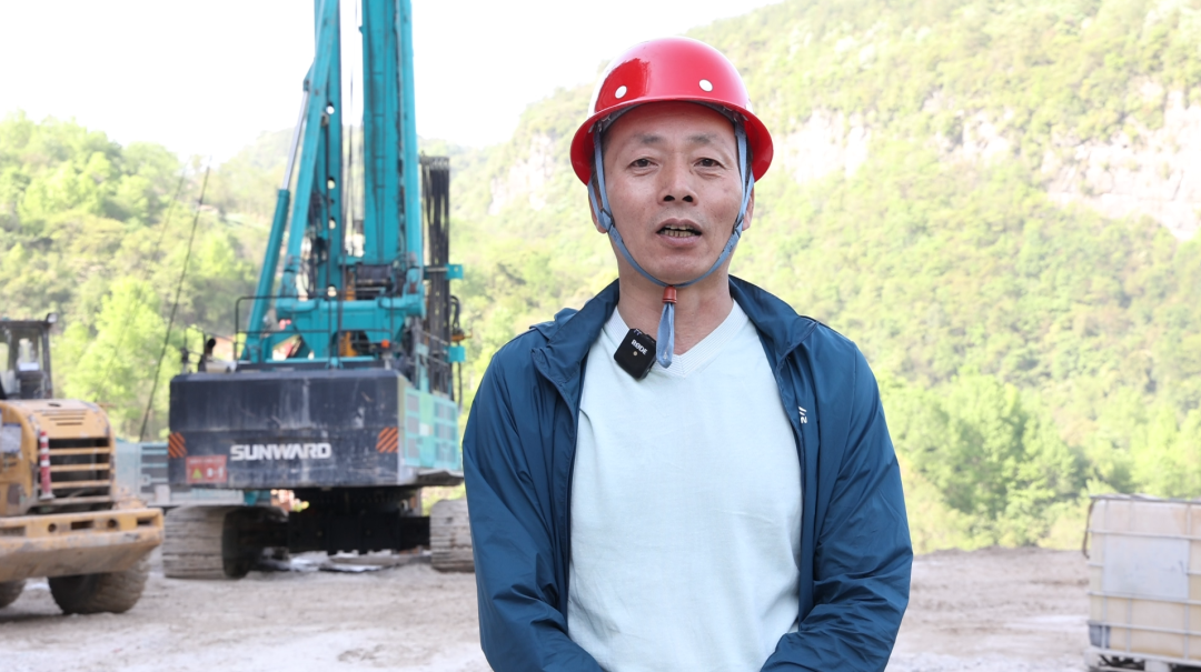 展现施工“奇效”！壹定发智能旋挖钻机强势助力炉慈高速公路建设