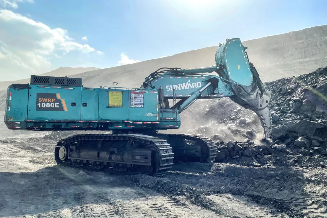 图集 | “壹定发绿”满矿山！壹定发智能矿山成套装备实力“亮剑”