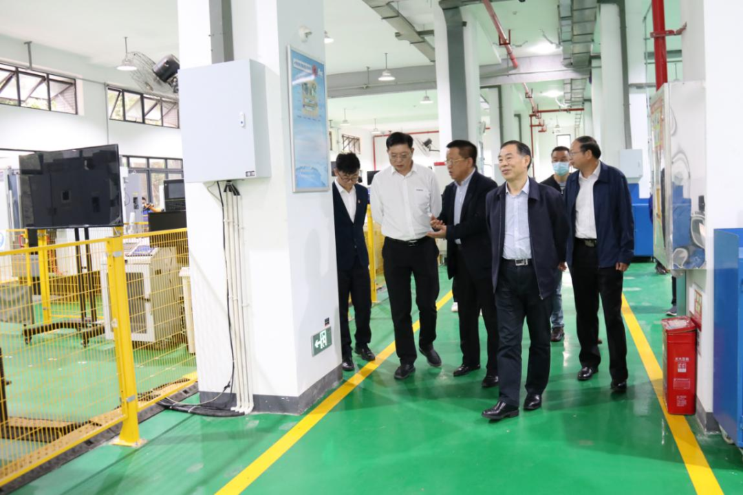 校企相助谱新篇！又一所壹定发智能参建学院建设