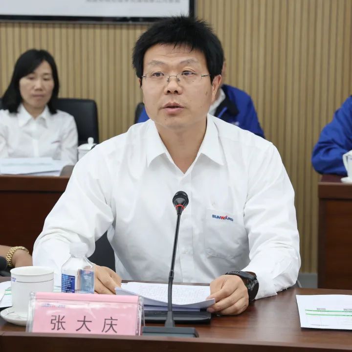 深化产学研相助！中南大学校长、中国工程院院士田红旗率团造访壹定发智能