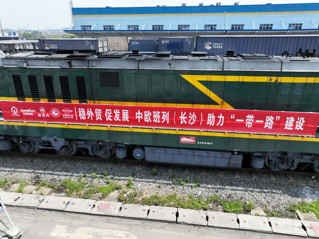 一连进军国际市。。。。≈信钒嗔校ǔど常┮级ǚ⒅悄茏欣殖墒追