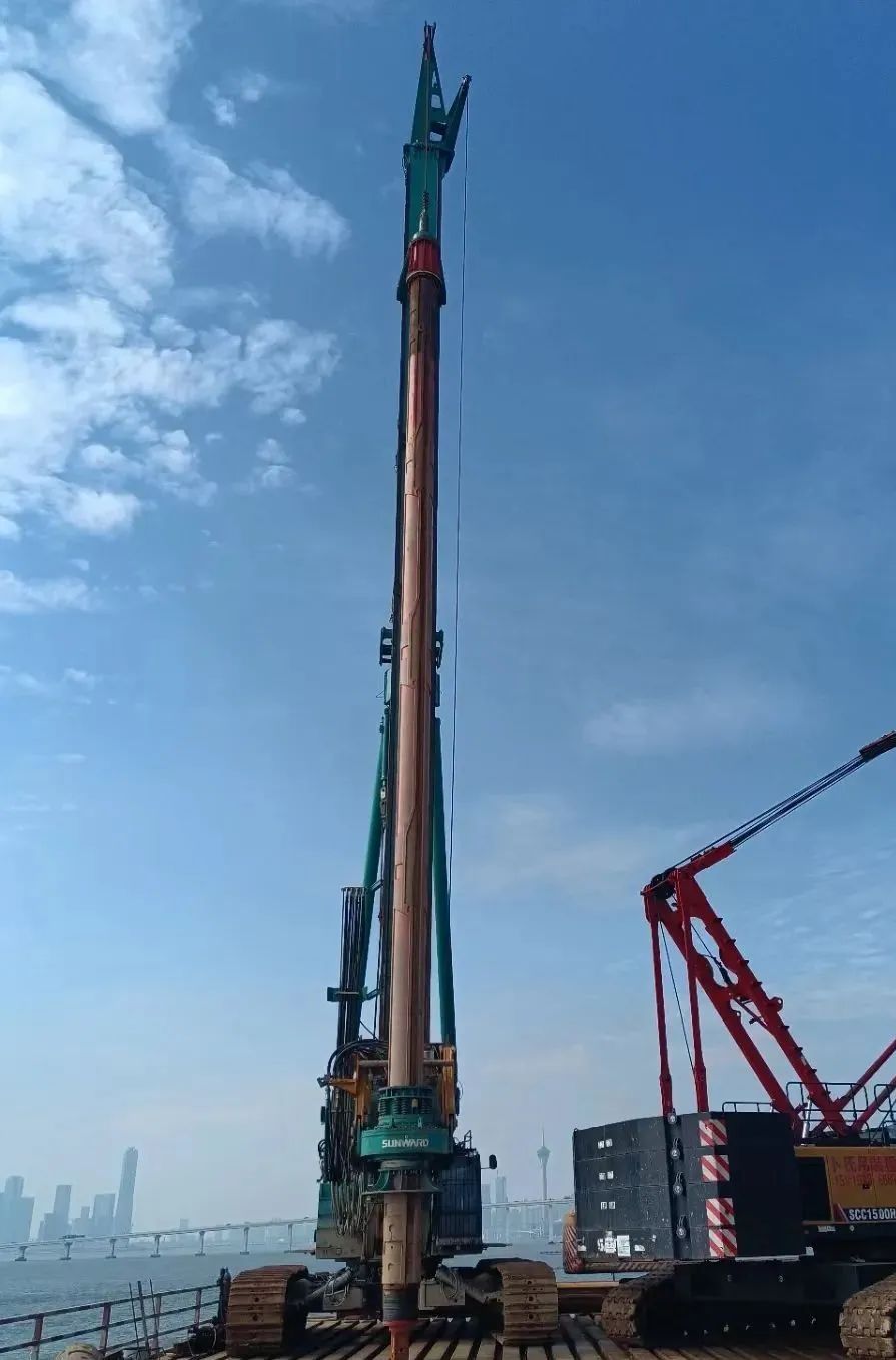 乘风破浪的旋挖钻机！壹定发智能助建澳氹第四跨海大桥