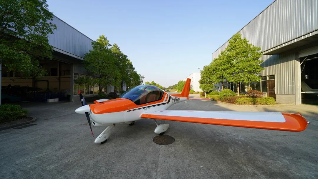 图集 | 阿若拉穿“鲨”衣，，，，，尚有更多套装为天空添彩！