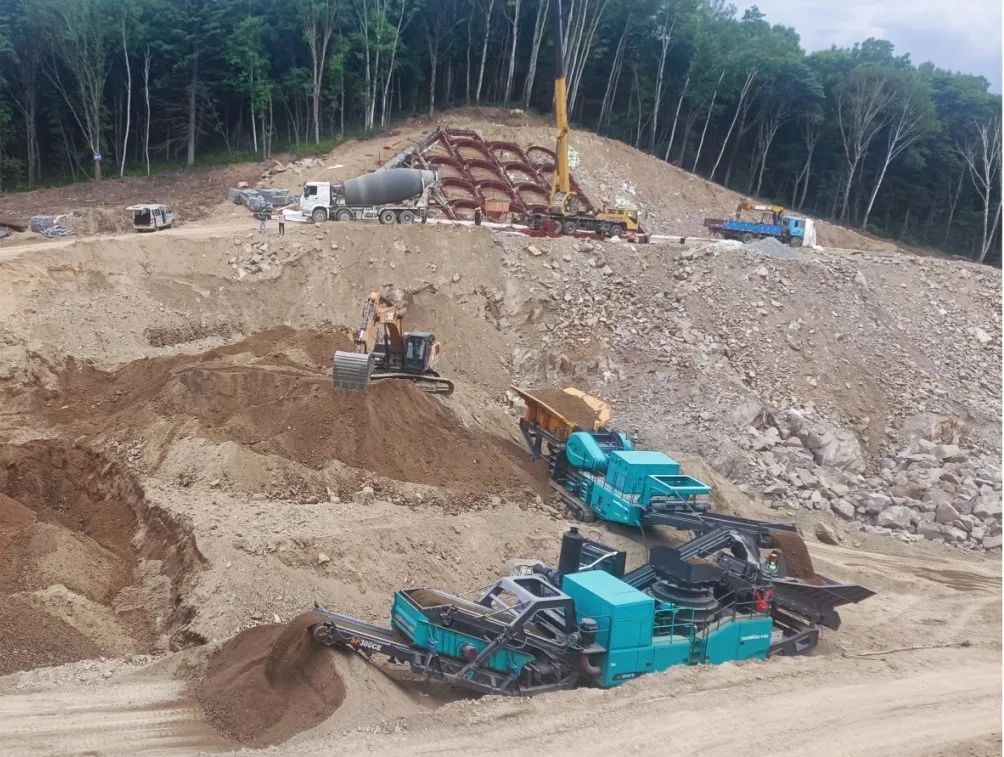 壹定发普石勒成套移动破碎装备助力哈伊高铁铁伊段建设