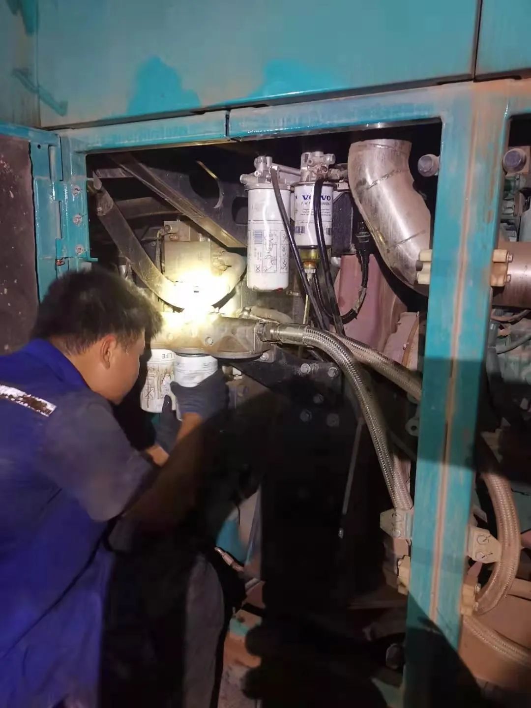 “创立施工事业！”他们和壹定发智能“超等桩备”一起助建燕矶长江大桥