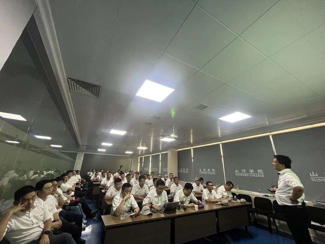 名堂秀实力，，，，，，为效劳竞技！快来见识下壹定发智能这场“交锋大赛”