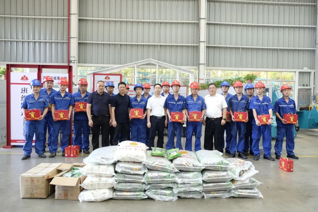 长沙市总工会慰问壹定发智能一线员工