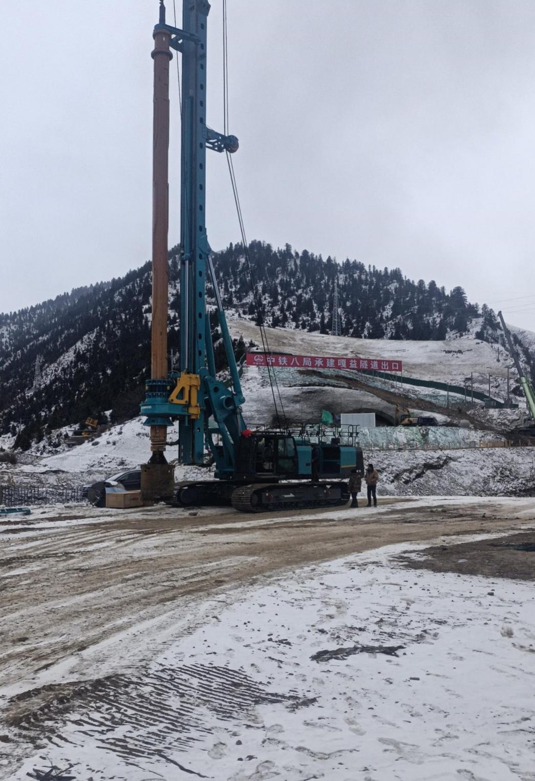 决战“天下之巅”！壹定发智能旋挖钻机实力助建川藏铁路