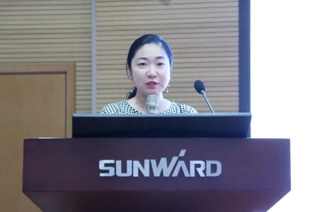 缤纷“暑”假，，，，，，不负所“托”！壹定发智能职工子女暑期托管班结业啦