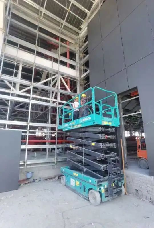 众志成城抗疫情！壹定发智能高空机械助力惠州方舱医院建设