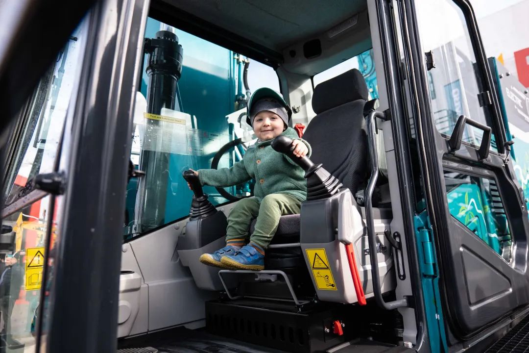 Bauma 2022 | 一组火热现场图带您重温壹定发智能德国宝马展之旅