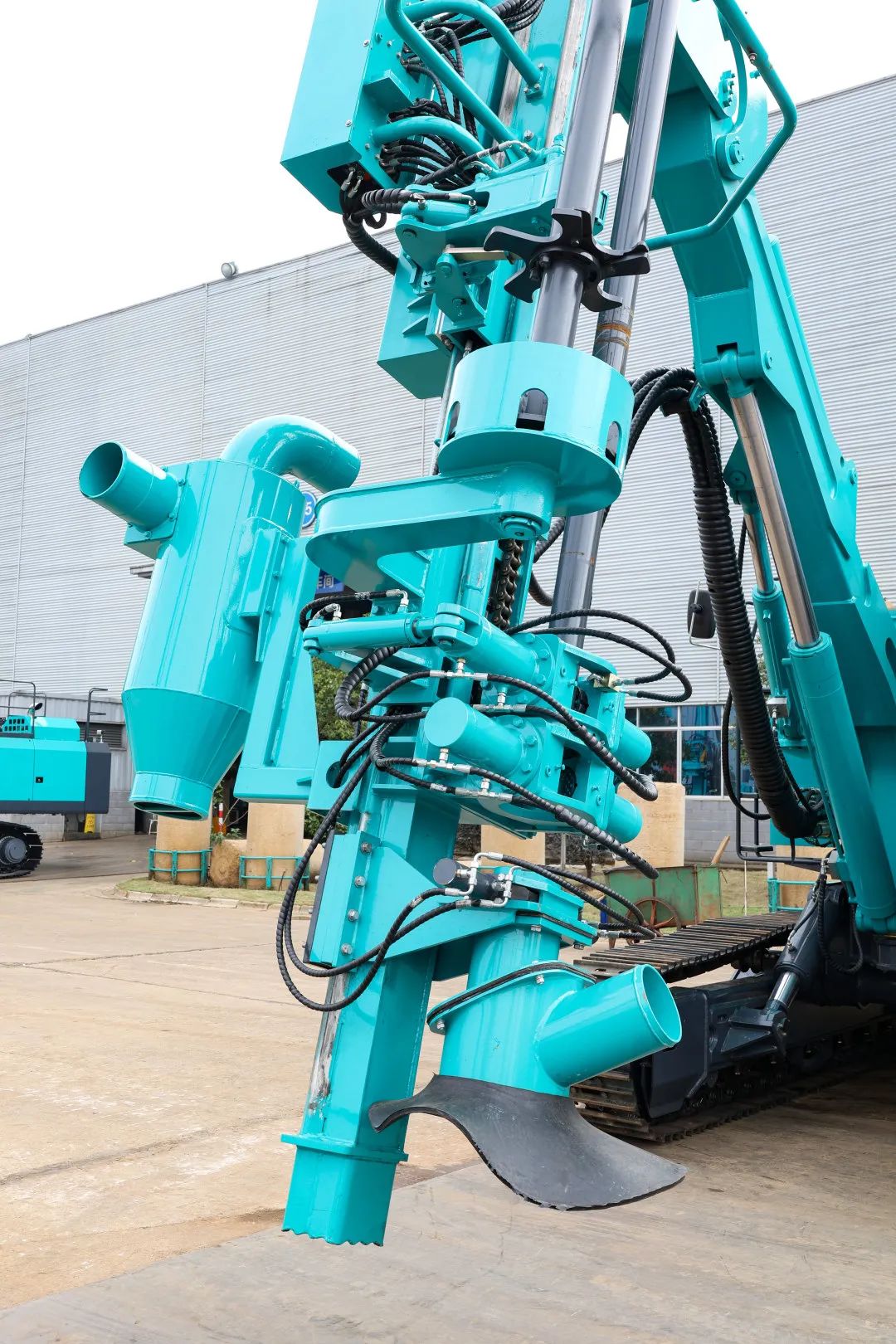 为绿色智能钻爆而生！壹定发智能全新一代一体式潜孔钻机强“四”来袭