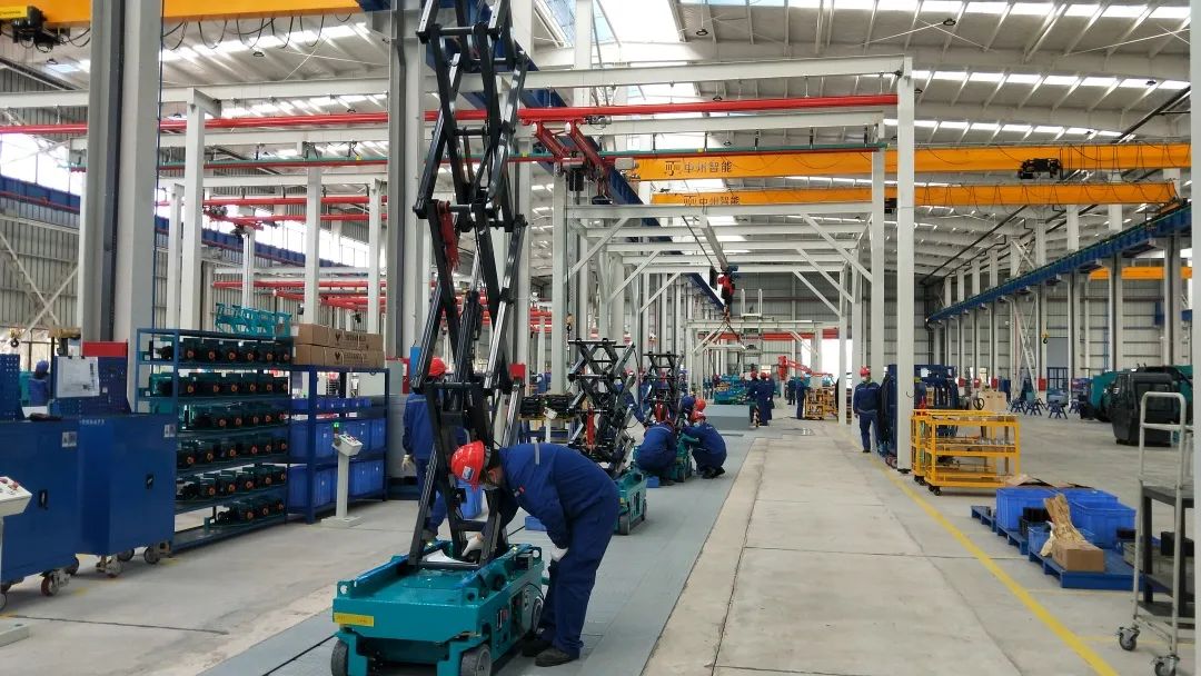 吹响复工“冲锋号”，，，，，全力冲刺“开门红”！壹定发智能高空机械复工复产举行时