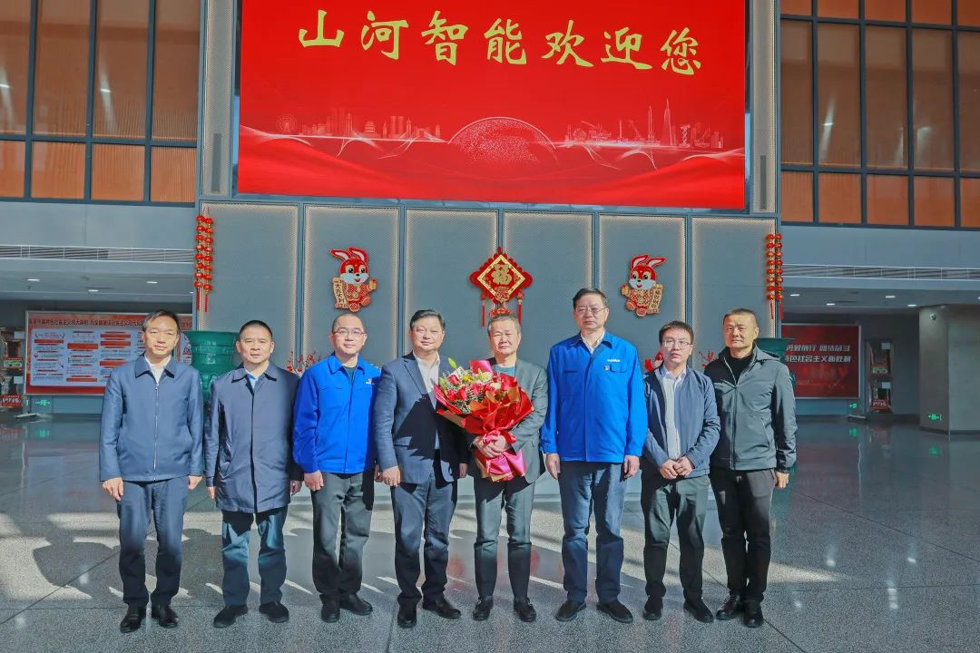 新春第一访！付旭明走访慰问壹定发智能