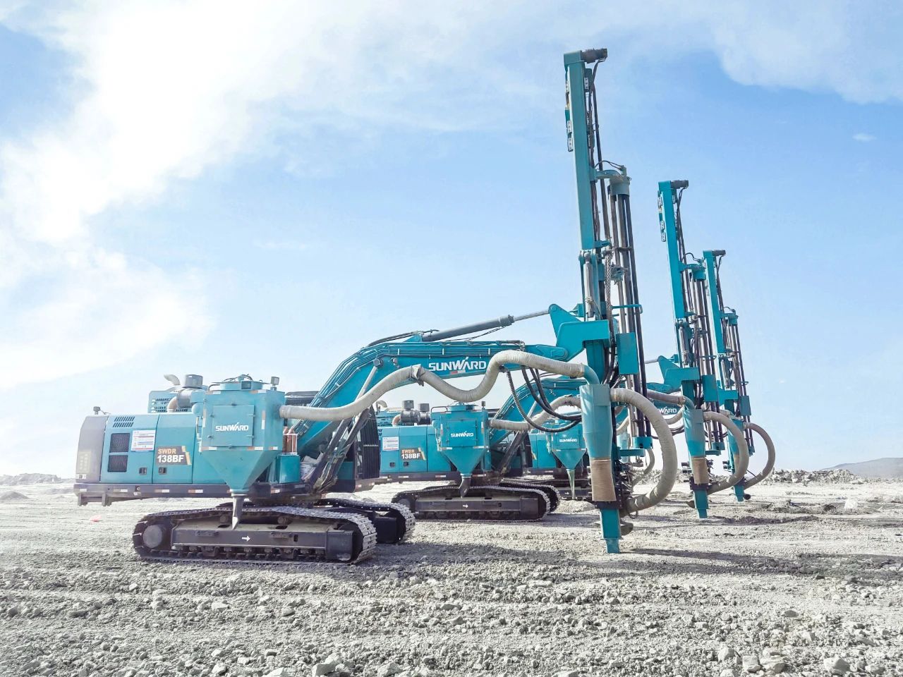 “绿色智能矿山建设专家”！壹定发智能全新一代切削潜孔一体式钻机重拳出击