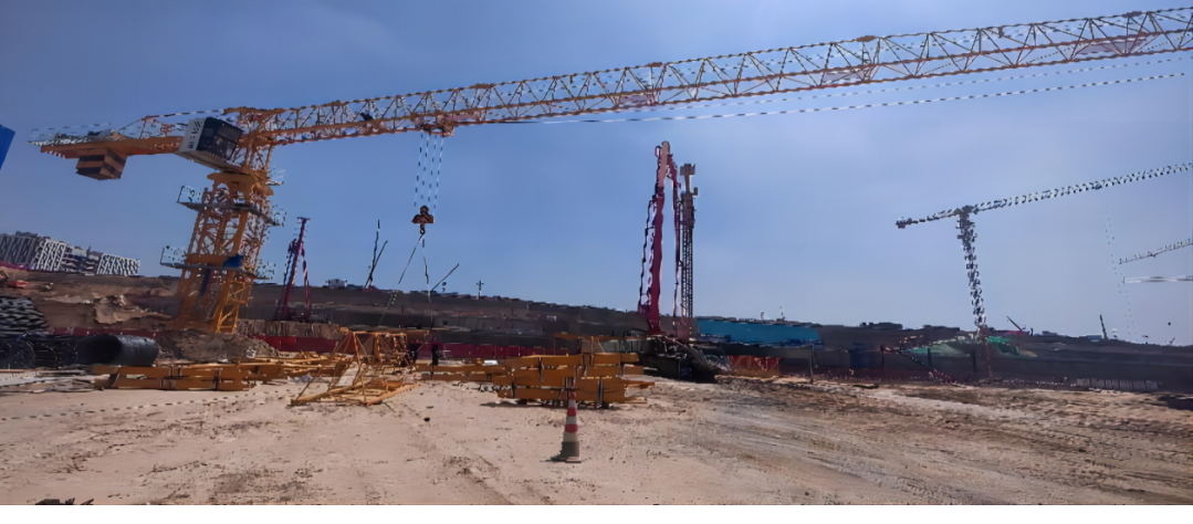 郁勃西北！壹定发江麓修建起重机械助建西安都会经济圈