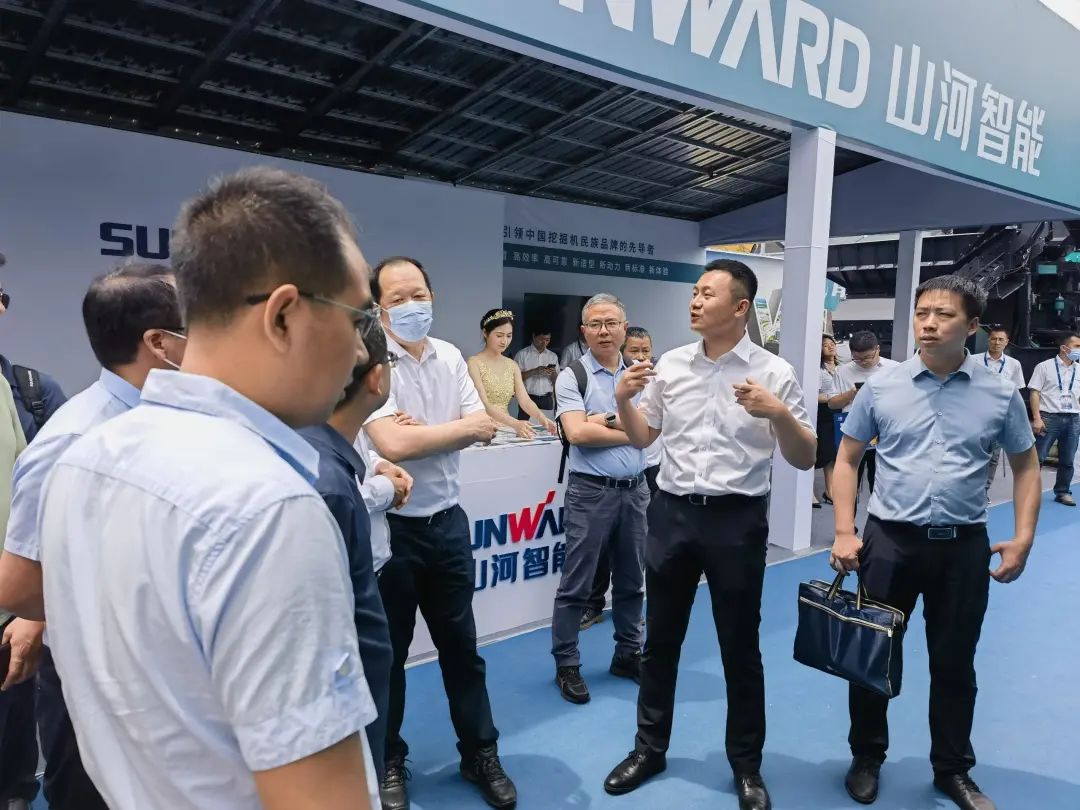 携手共建“一带一起”，，，，壹定发智能地下工程装备广受关注