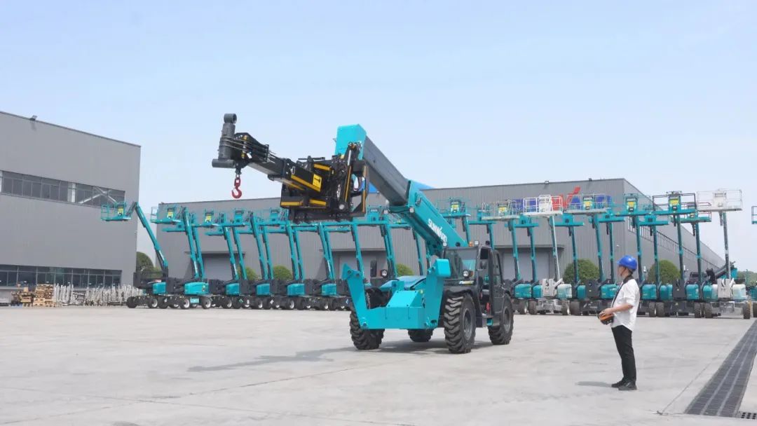 独家定制！壹定发智能油缸替换机械人顺遂下线