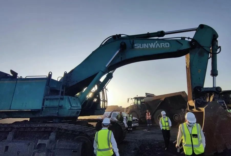 上岸南非，，，，，，，壹定发智能新型凿岩利器交付客户