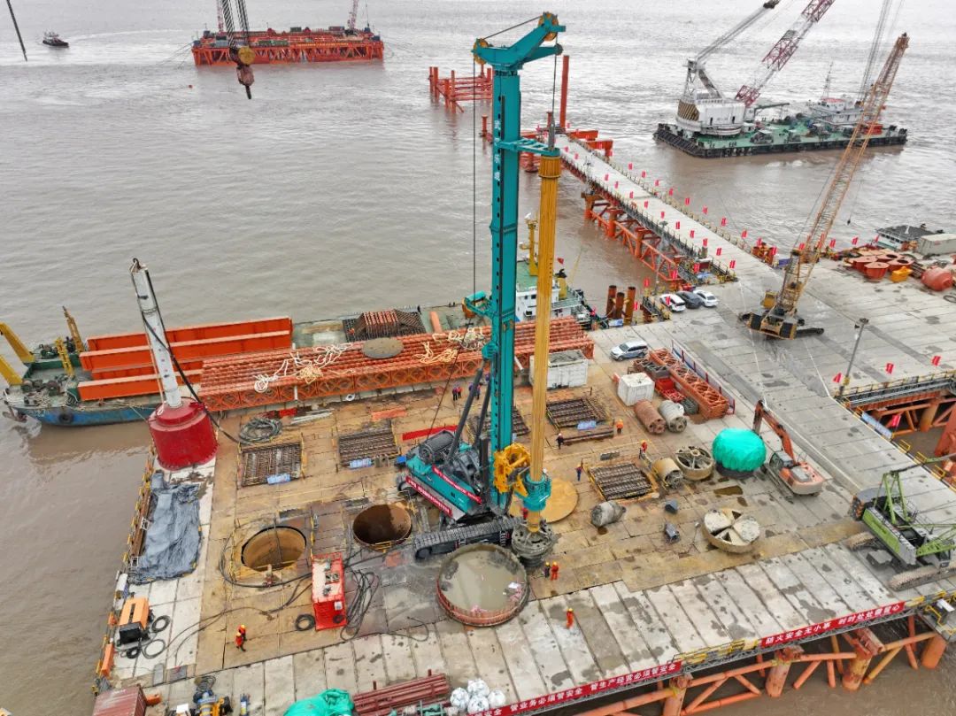 新战绩+1！壹定发智能超等旋挖钻机创6.3米直径钻孔新纪录