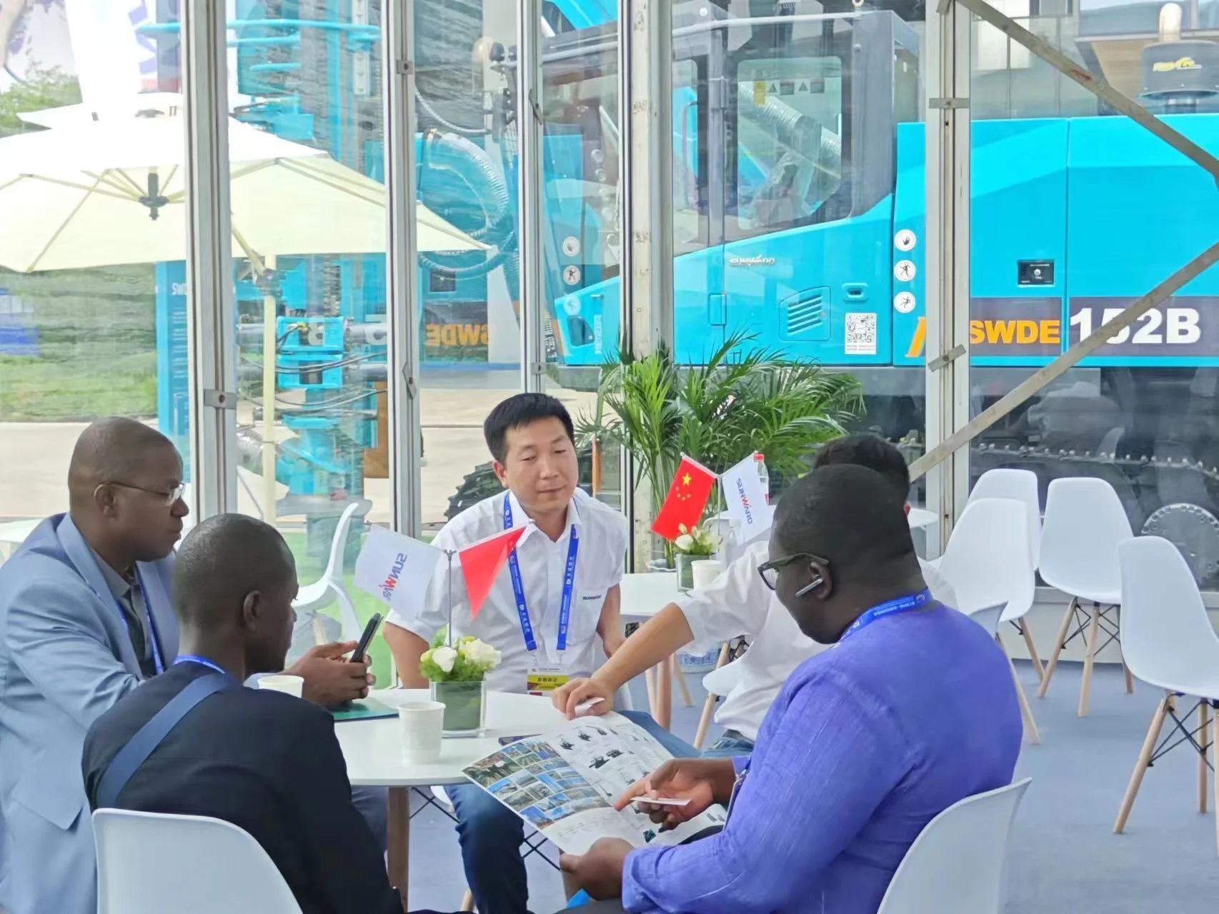 逐梦非洲，，，携手偕行！壹定发智能亮相第三届中非经贸展览会