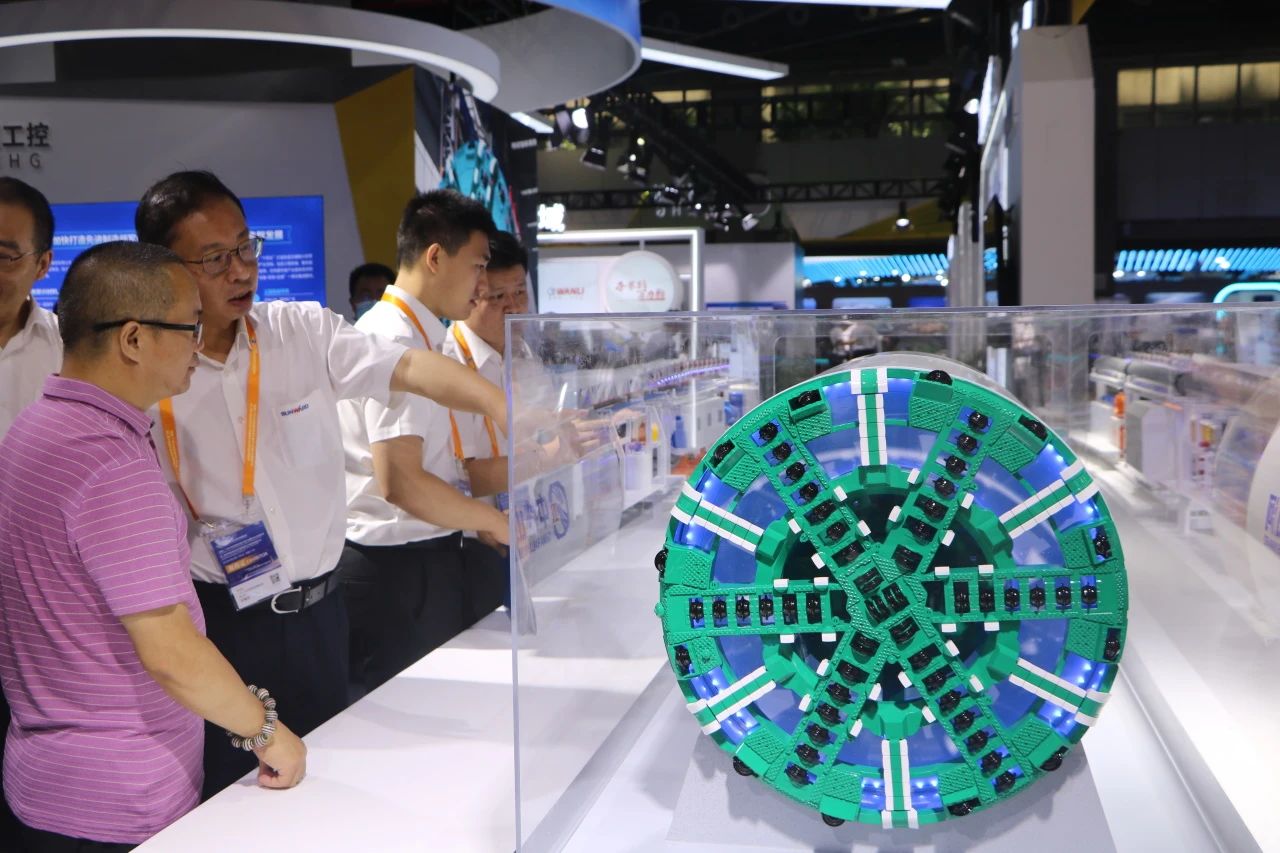 中铁壹定发亮相首届广州大湾区国际轨道交通工业生长论坛暨展览会