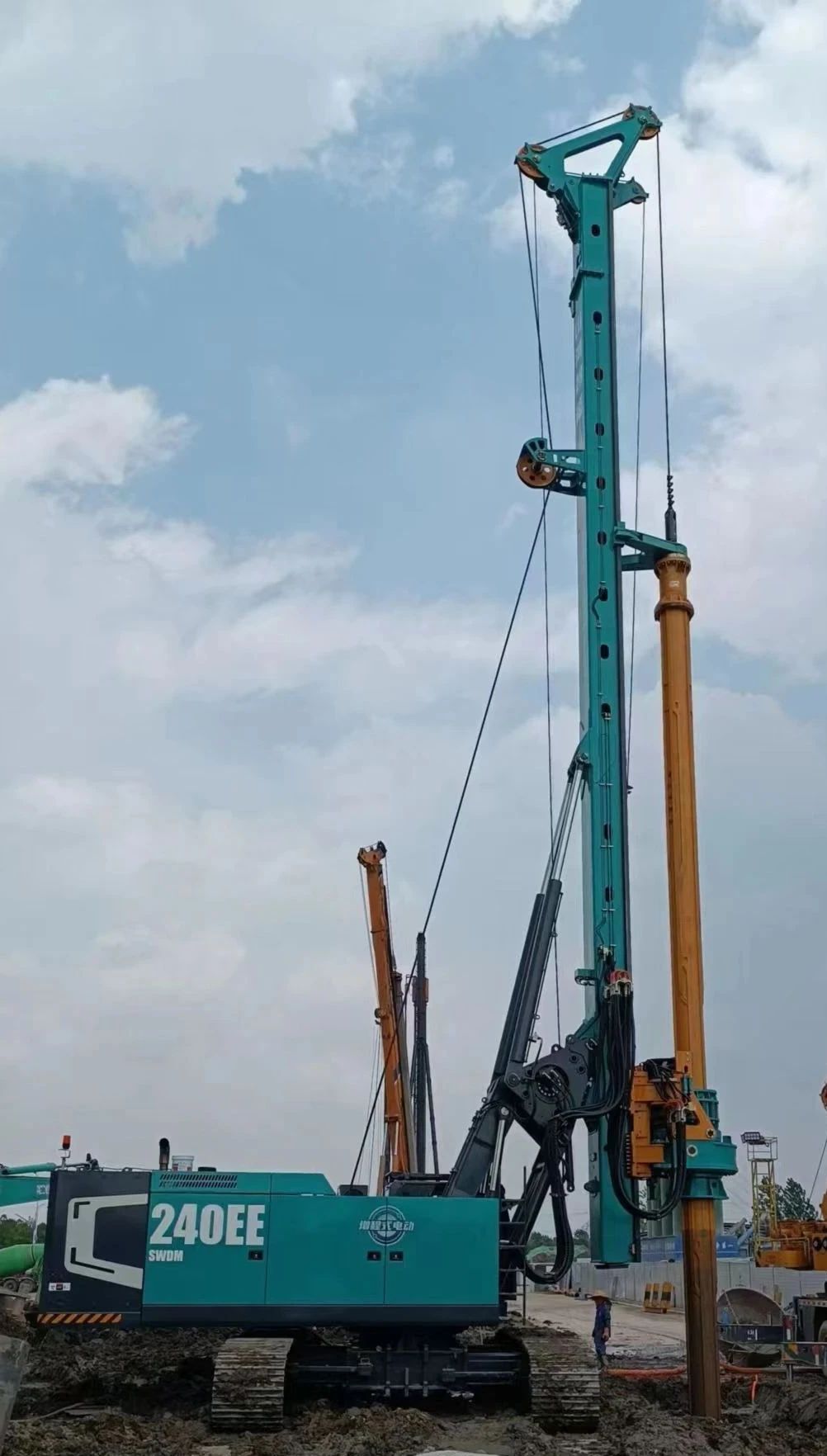 出道即巅峰！壹定发智能增程式电动旋挖钻机硬核给“利”