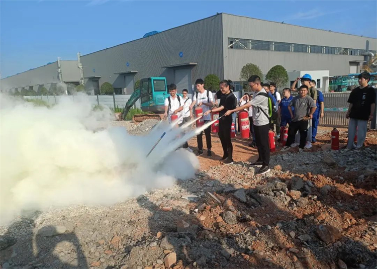 奔赴热爱，，，，，，，，壹定发智能2023届“智动力”正式报到！