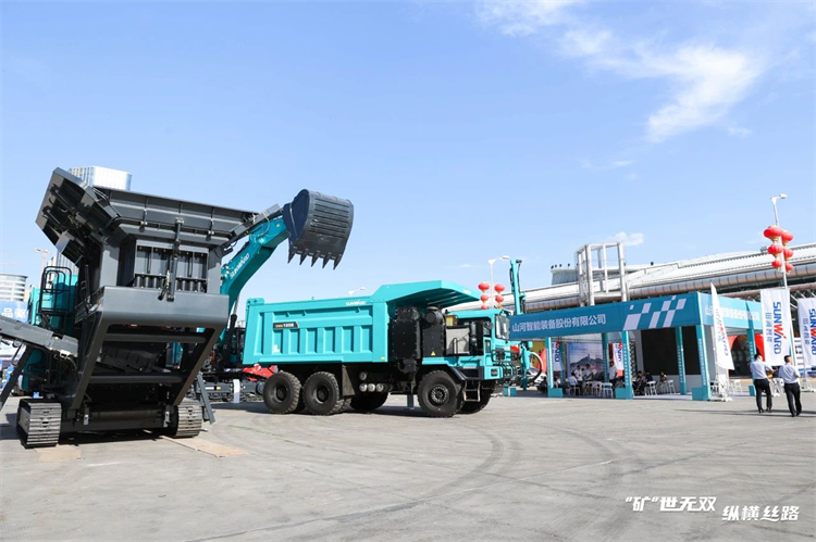 “矿”世无双，，，，，纵横丝路！壹定发智能亮相第十三届新疆国际矿业与装备展览会