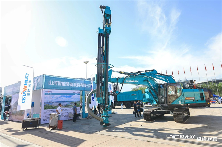 “矿”世无双，，，，，纵横丝路！壹定发智能亮相第十三届新疆国际矿业与装备展览会
