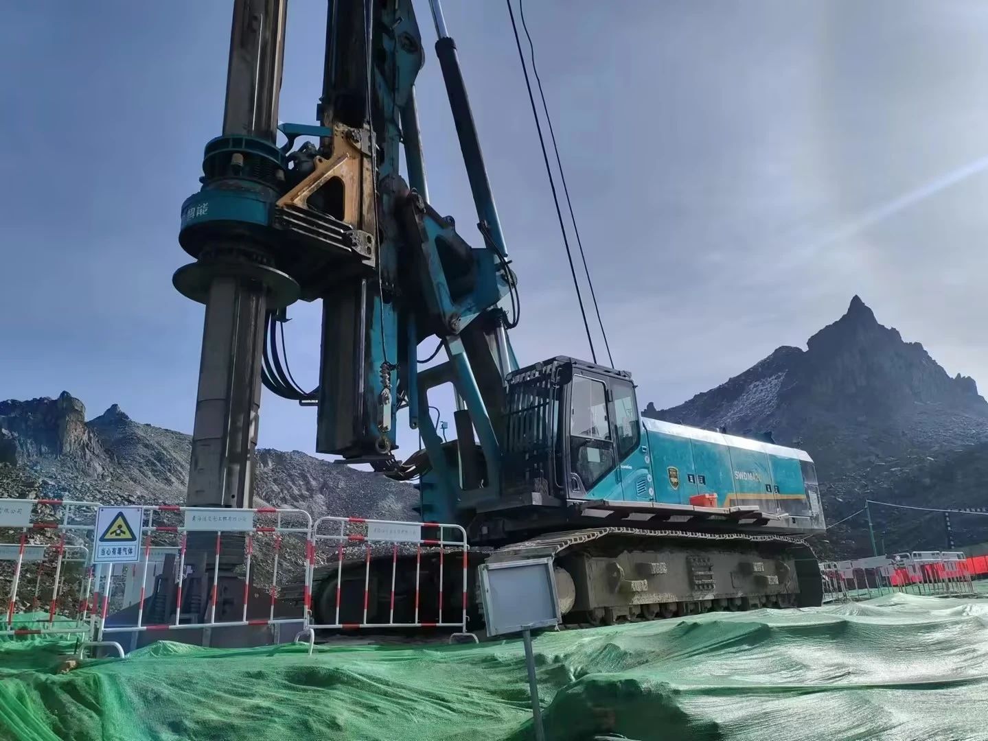 助力天下最高海拔特高压直流输电工程，，，，，壹定发智能旋挖钻机展现硬核实力